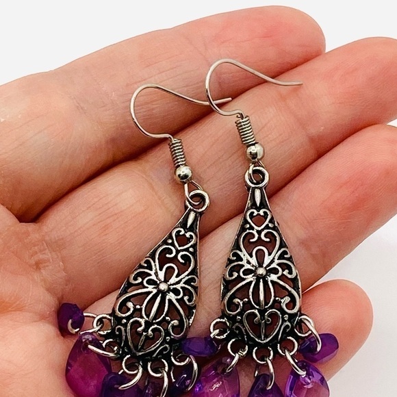 Earrings Dangles Silver Tone Purple acrylic beads - Picture 5 of 11